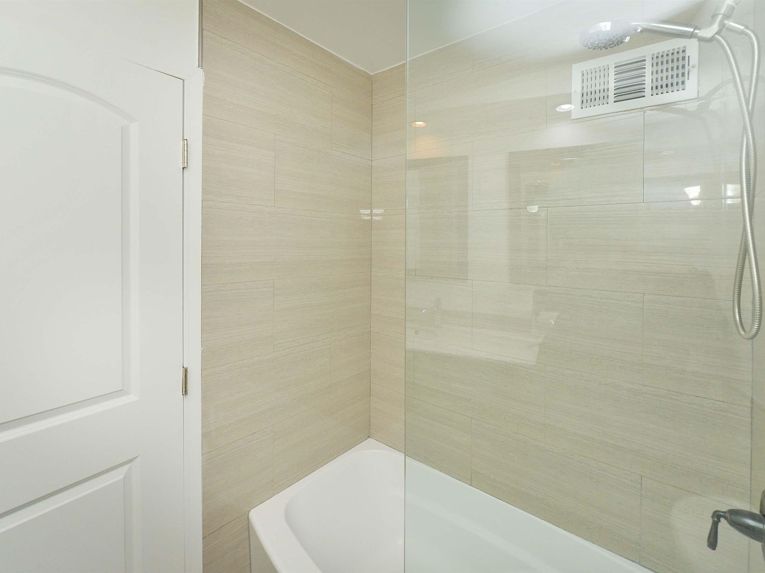 7002 Boulevard UNIT 21B West New York, NJ 07093  | Condominium