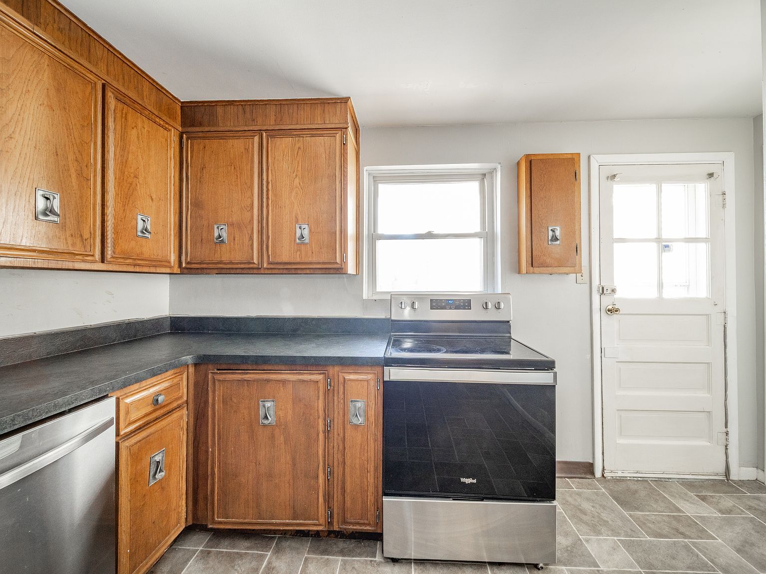 208 Elva St Anderson, IN 46013 | Single Family