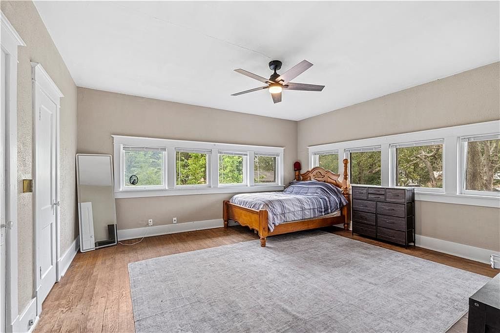 535 N Washington St Nevada, MO 64772  | Single Family