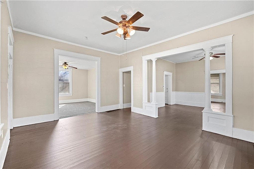 635 N Cedar St Nevada, MO 64772  | Single Family