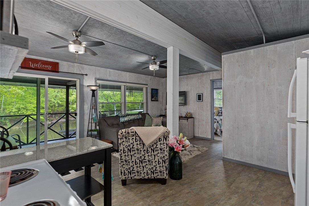 14744 N Court 1 Effingham, IL 62401  | Single Family