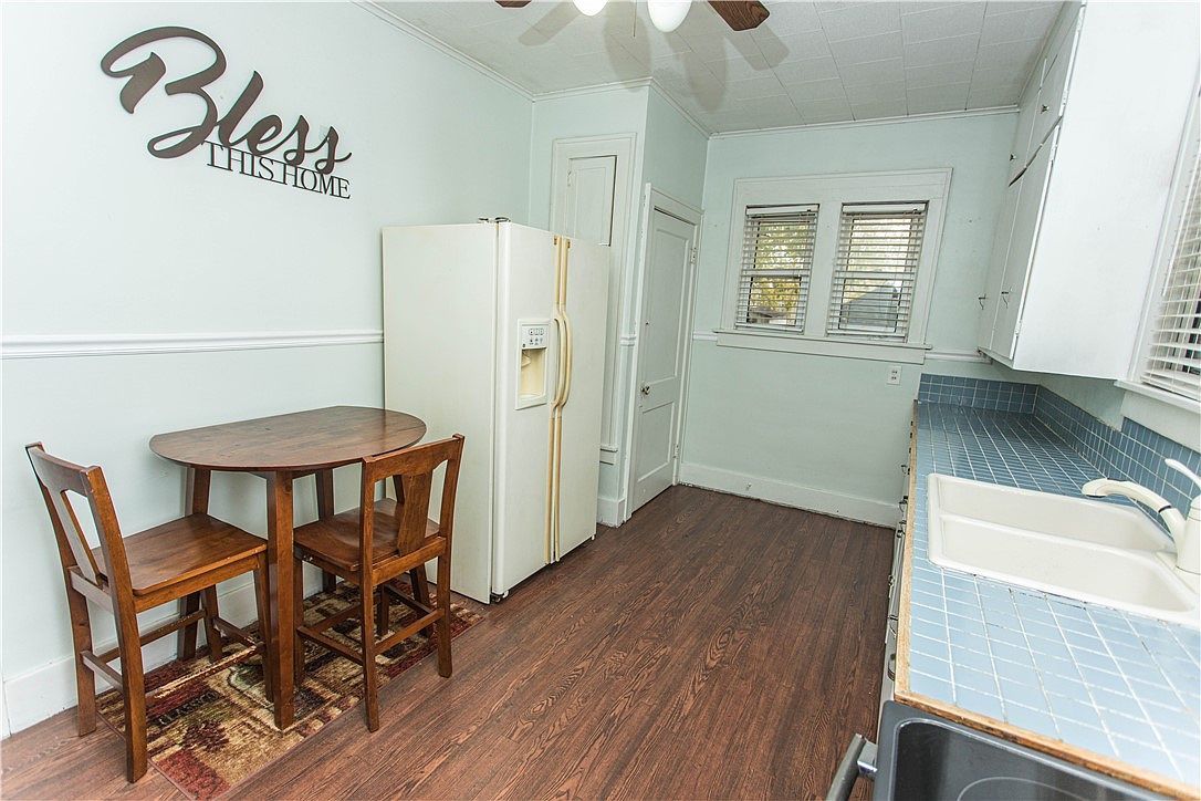 1905 Dewitt Ave Mattoon, IL 61938  | Single Family