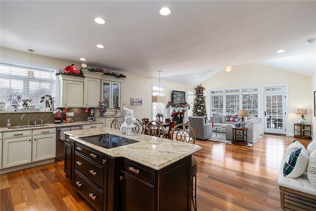 1208 Mini Hills Dr Effingham, IL 62401 | Single Family