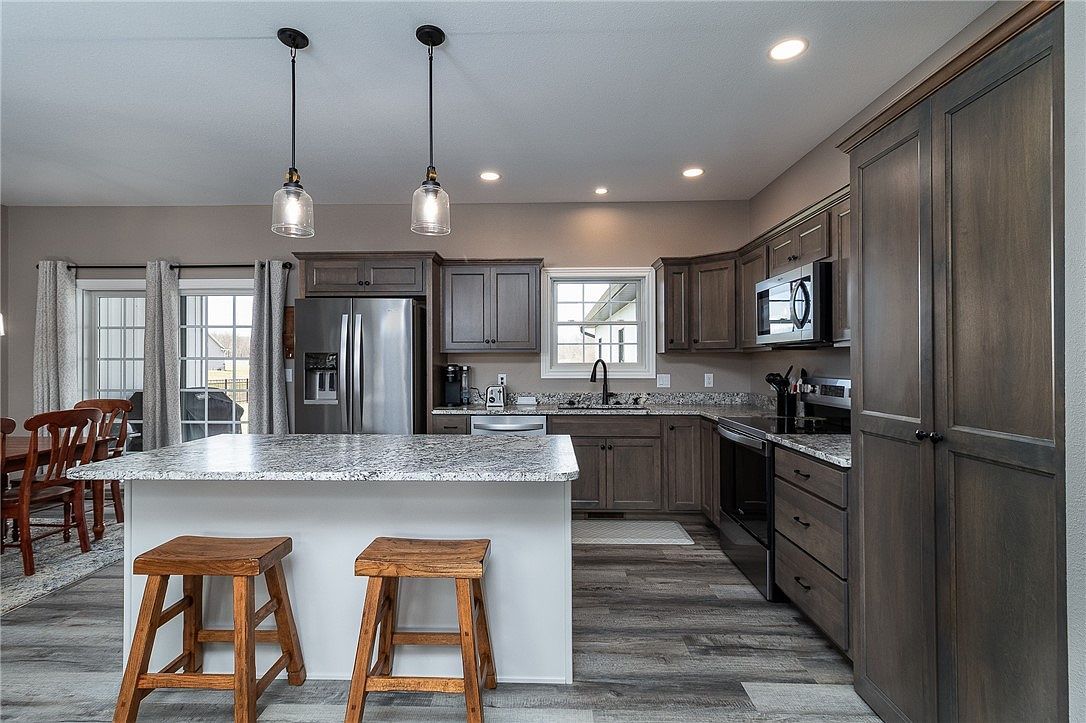 13212 Augusta National Dr Effingham, IL 62401 | Single Family