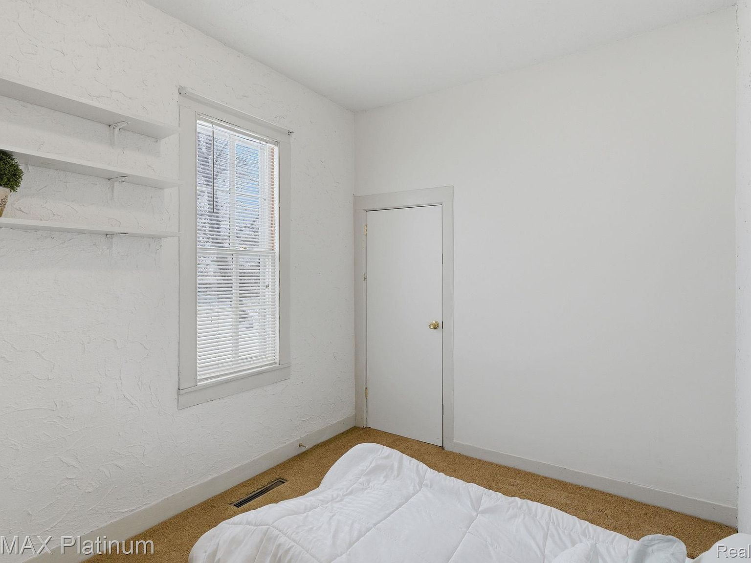 815 McPherson St Howell, MI 48843  | Single Family