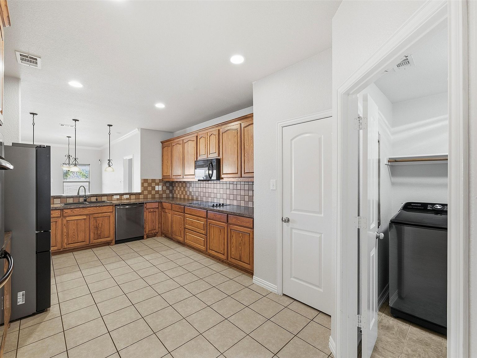 1547 Brookview Dr Lancaster, TX 75146  | Single Family