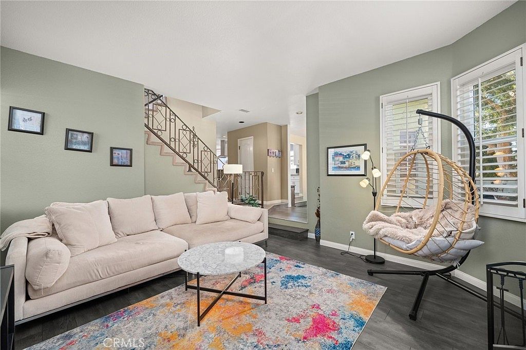 383 Park Ave Long Beach, CA 90814  | Condominium