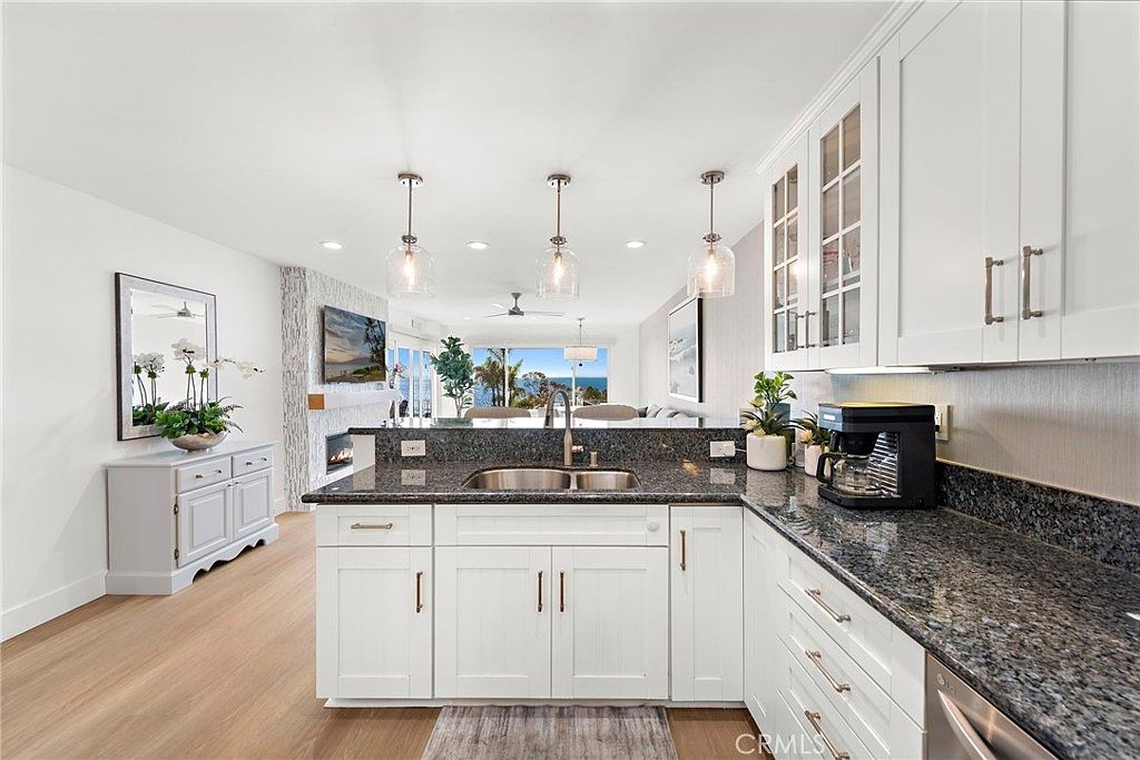 240 Moss St APT 4 Laguna Beach, CA 92651 | Condominium