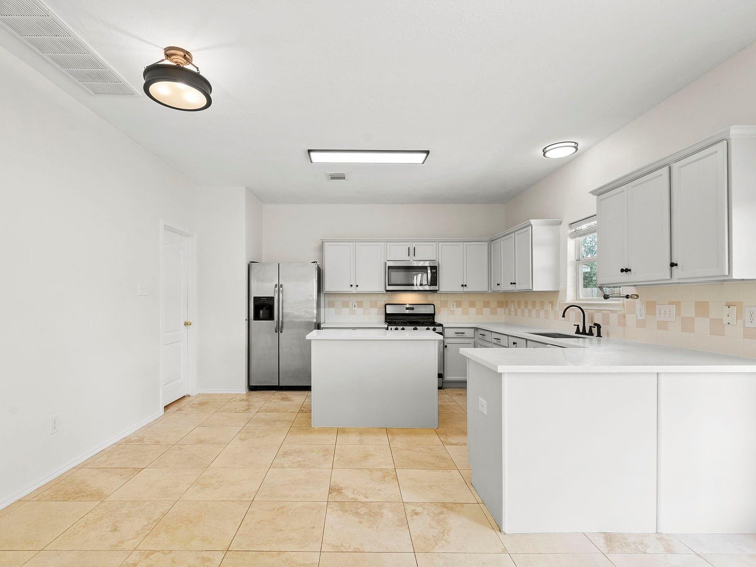 2106 Goldfinch Ln League City, TX 77573 | Single Family