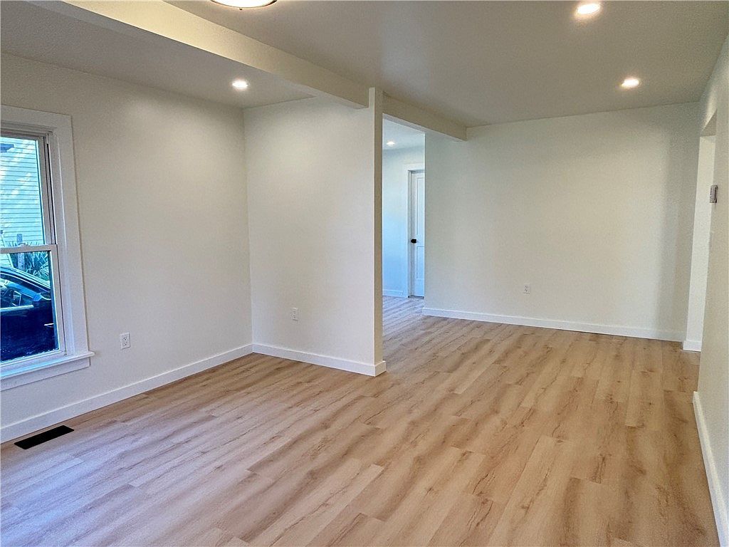 28 Fair St Oneonta, NY 13820  | Single Family