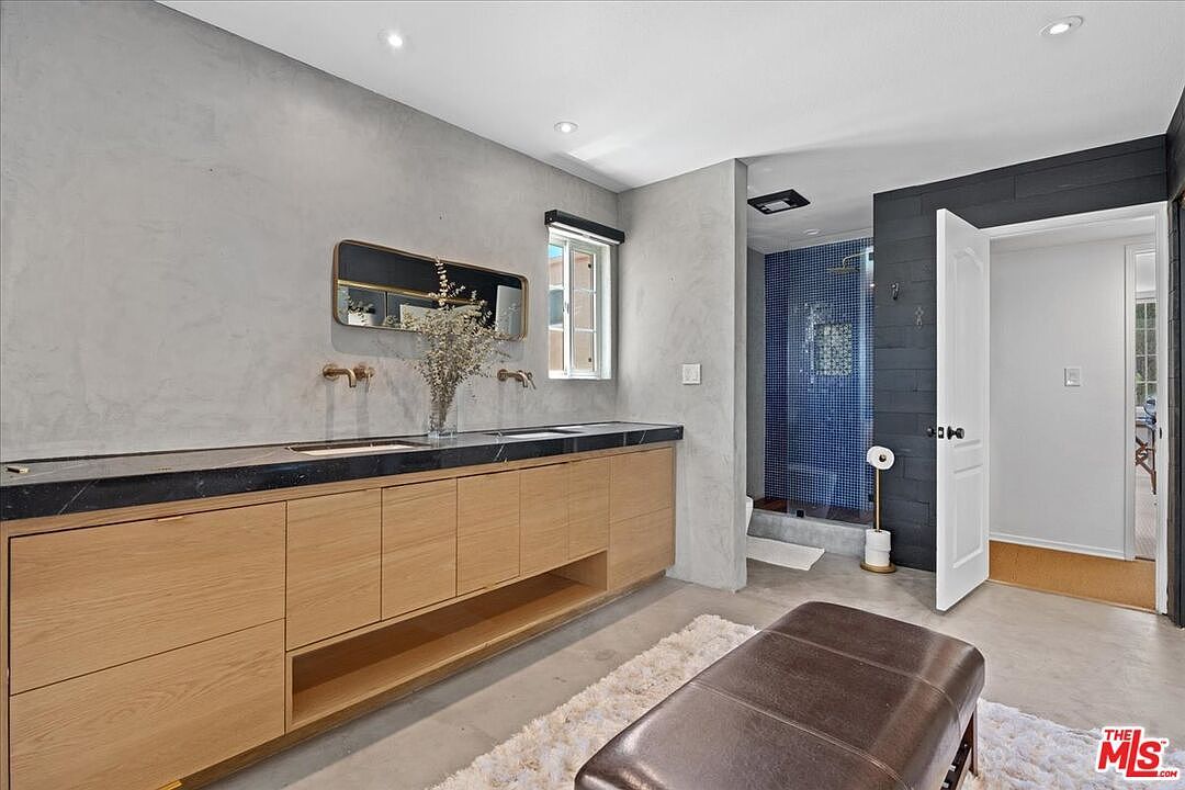 5050 Coldwater Canyon Ave APT 310 Sherman Oaks, CA 91423 | Condominium