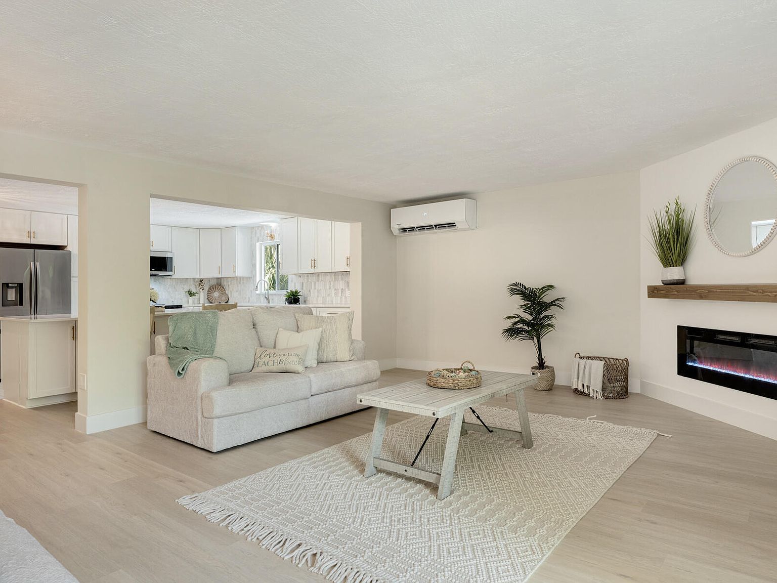 82260 Overseas Hwy Upper Matecumbe Key, FL 33036  | Single Family