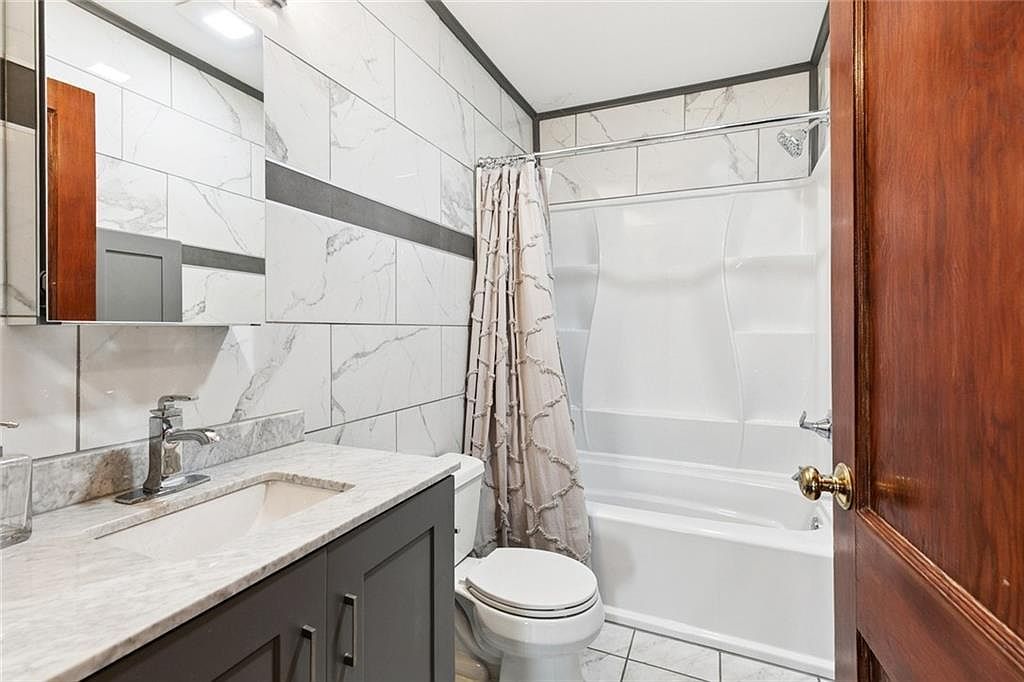 1916 12th St Kenner, LA 70062  | Single Family