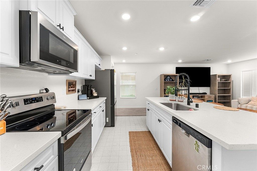 28441 Dusky Willow Dr Nuevo, CA 92567 | Single Family