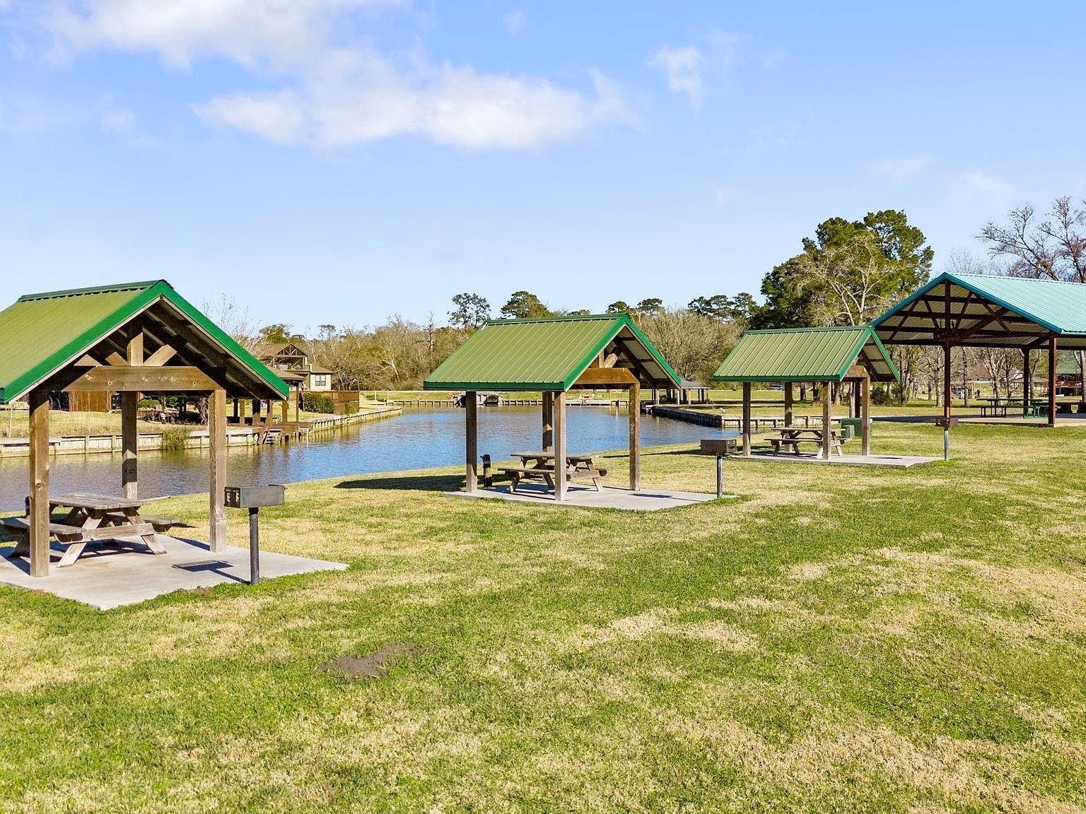 5 Island Point Lot 5-6 Huntsville, TX 77340  | Land/Lot