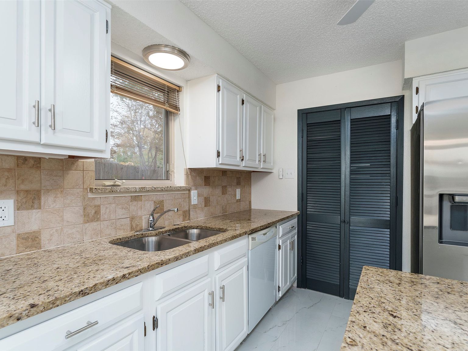 3709 Ravenhill Ln Arlington, TX 76016 | Single Family