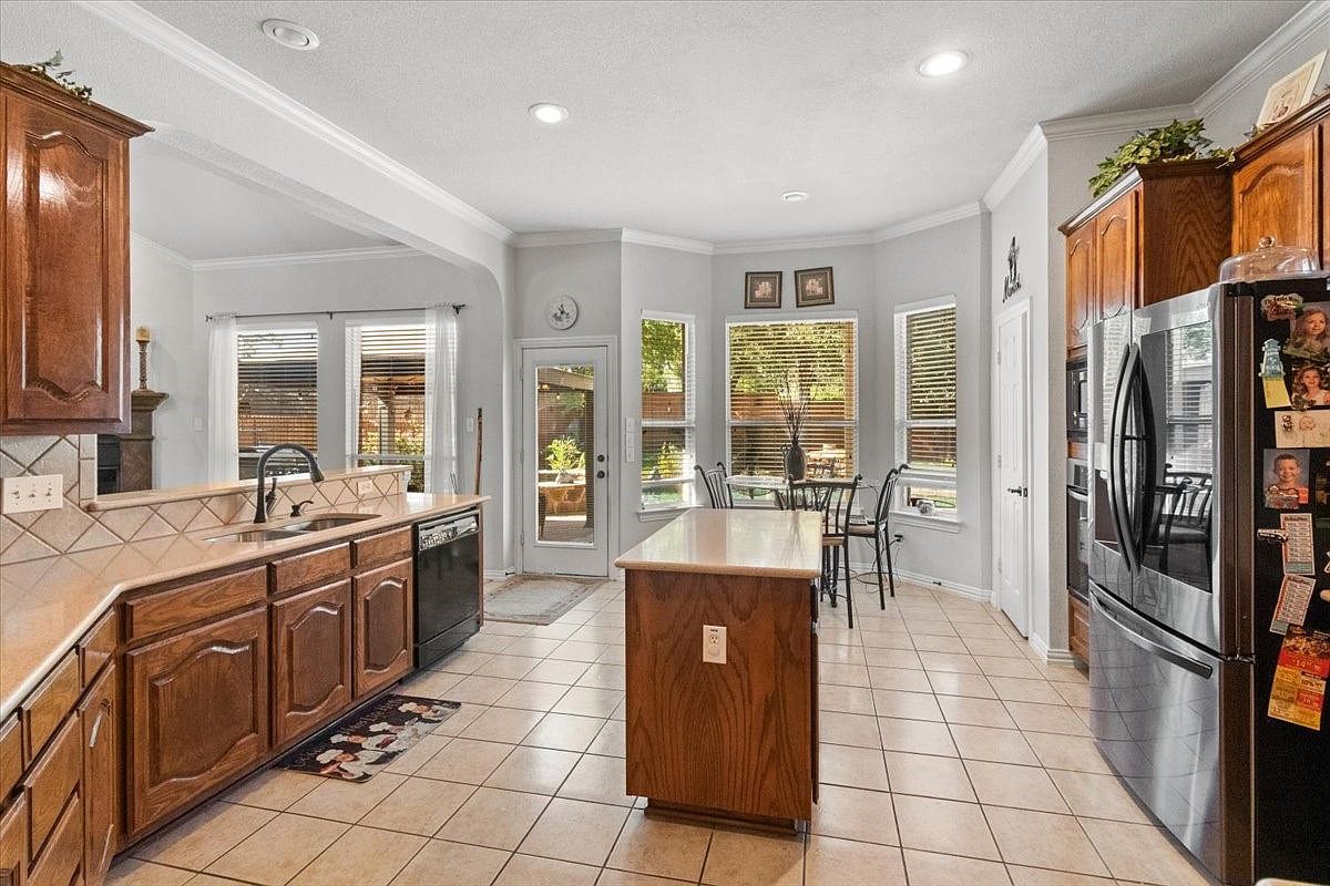 8402 Pecan Creek Dr Arlington, TX 76001 | Single Family