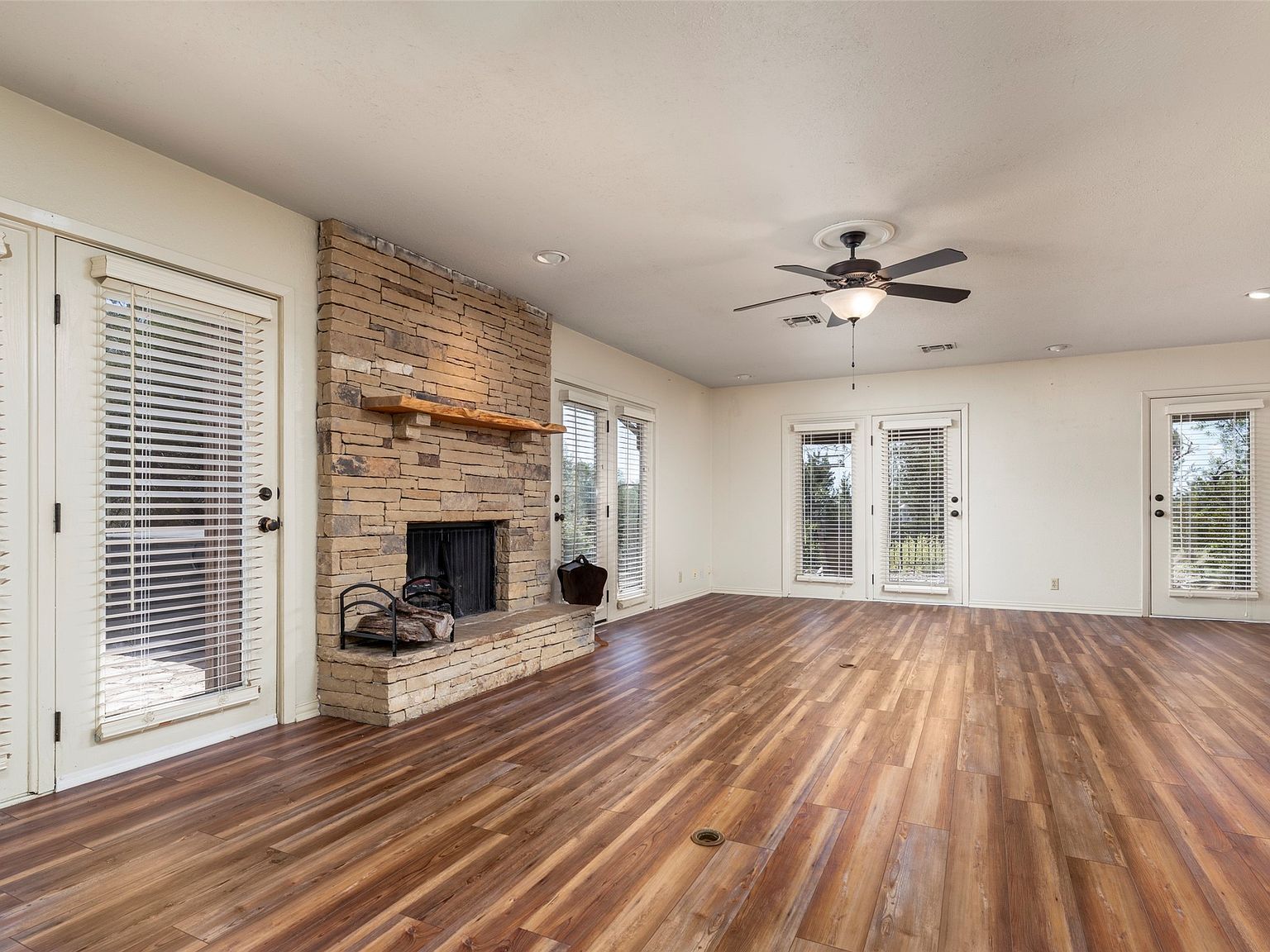 4918 Sonterra Ct Granbury, TX 76049 | Single Family