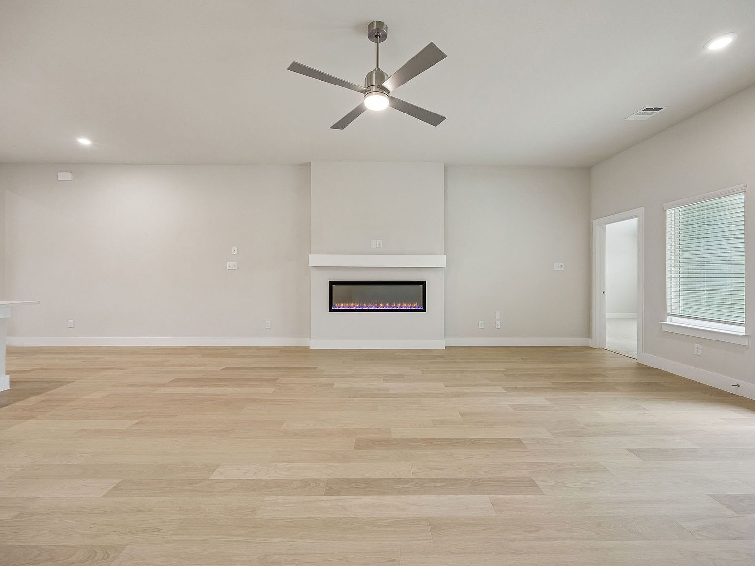 812 Tesslynn Ave Godley, TX 76044  | Single Family