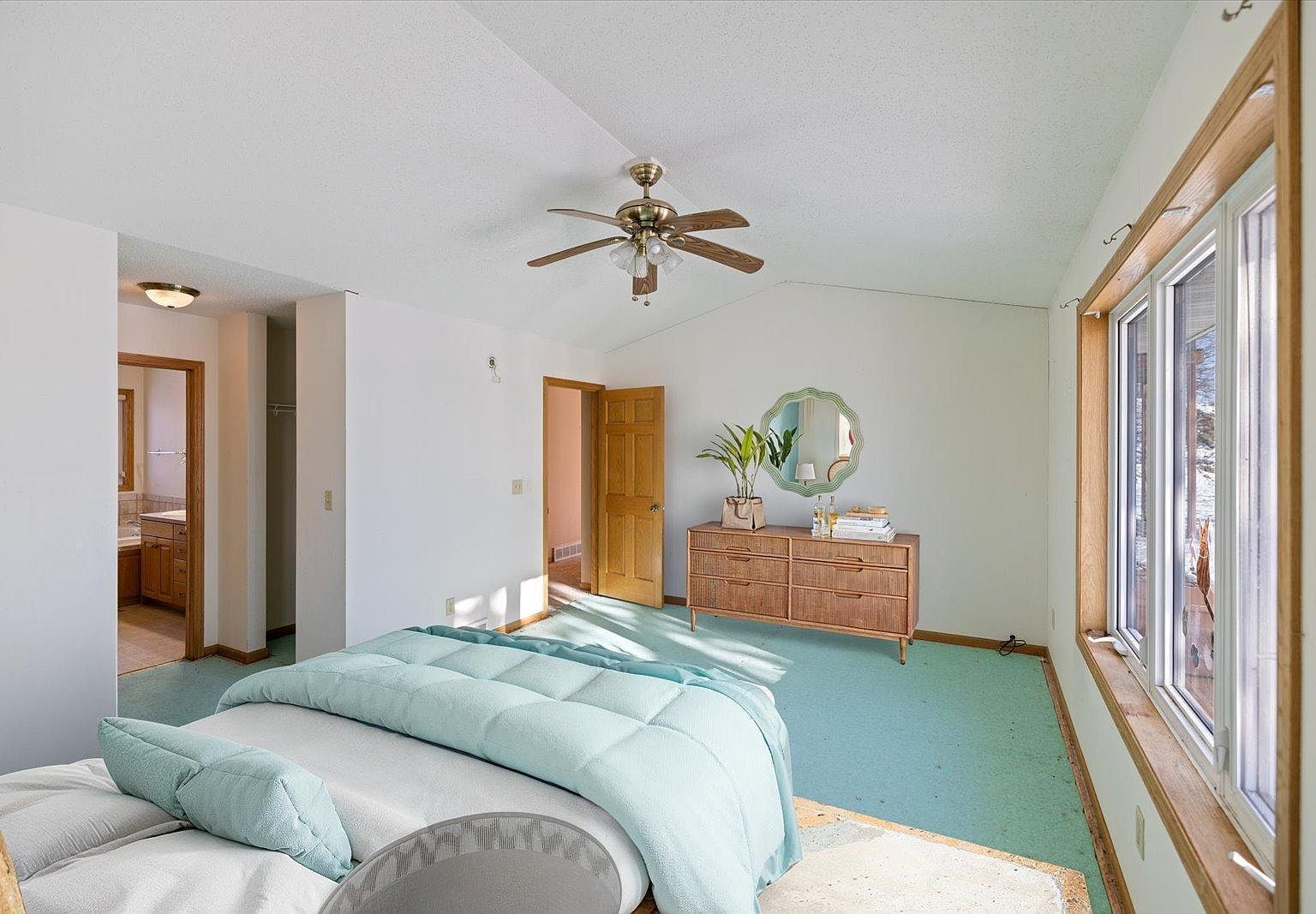 5023 W Lake Mary Dr SW Alexandria, MN 56308  | Single Family