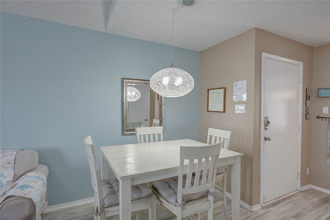 14721 Whitecap Blvd APT 345 Corpus Christi, TX 78418  | Condominium