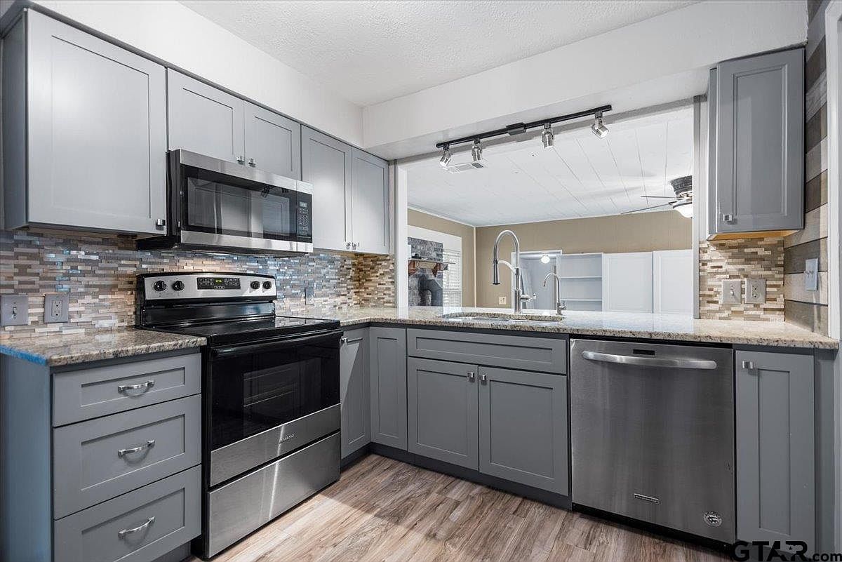 606 Glazner St Hawkins, TX 75765  | Single Family