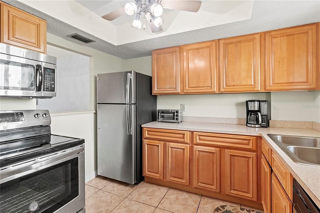 4103 Lake Bayshore Dr #404 Bradenton, FL 34205  | Condominium