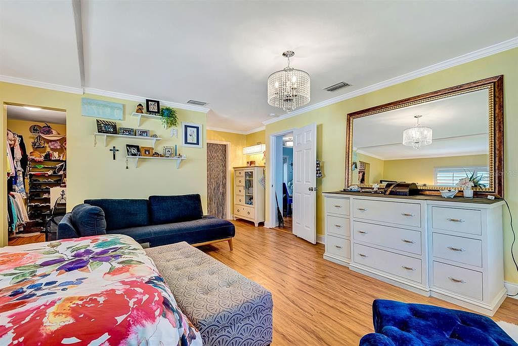 2601 39th St W Bradenton, FL 34205 | Single Family