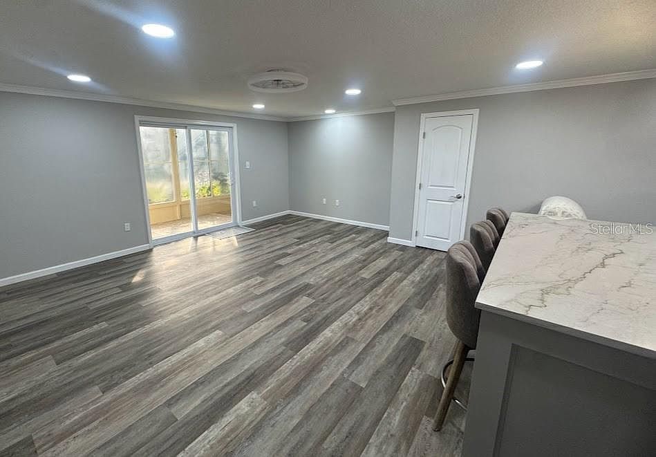 2727 75th St W APT 9A7 Bradenton, FL 34209  | Condominium