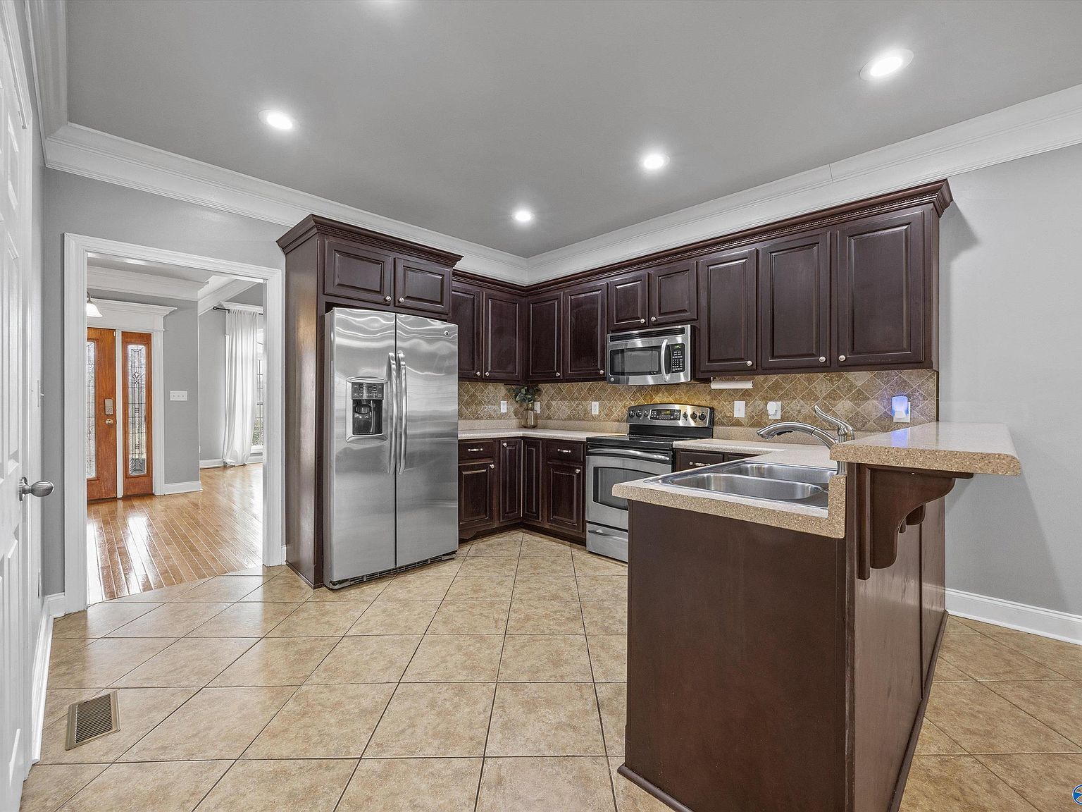 17043 Cliff Dr Athens, AL 35613  | Single Family