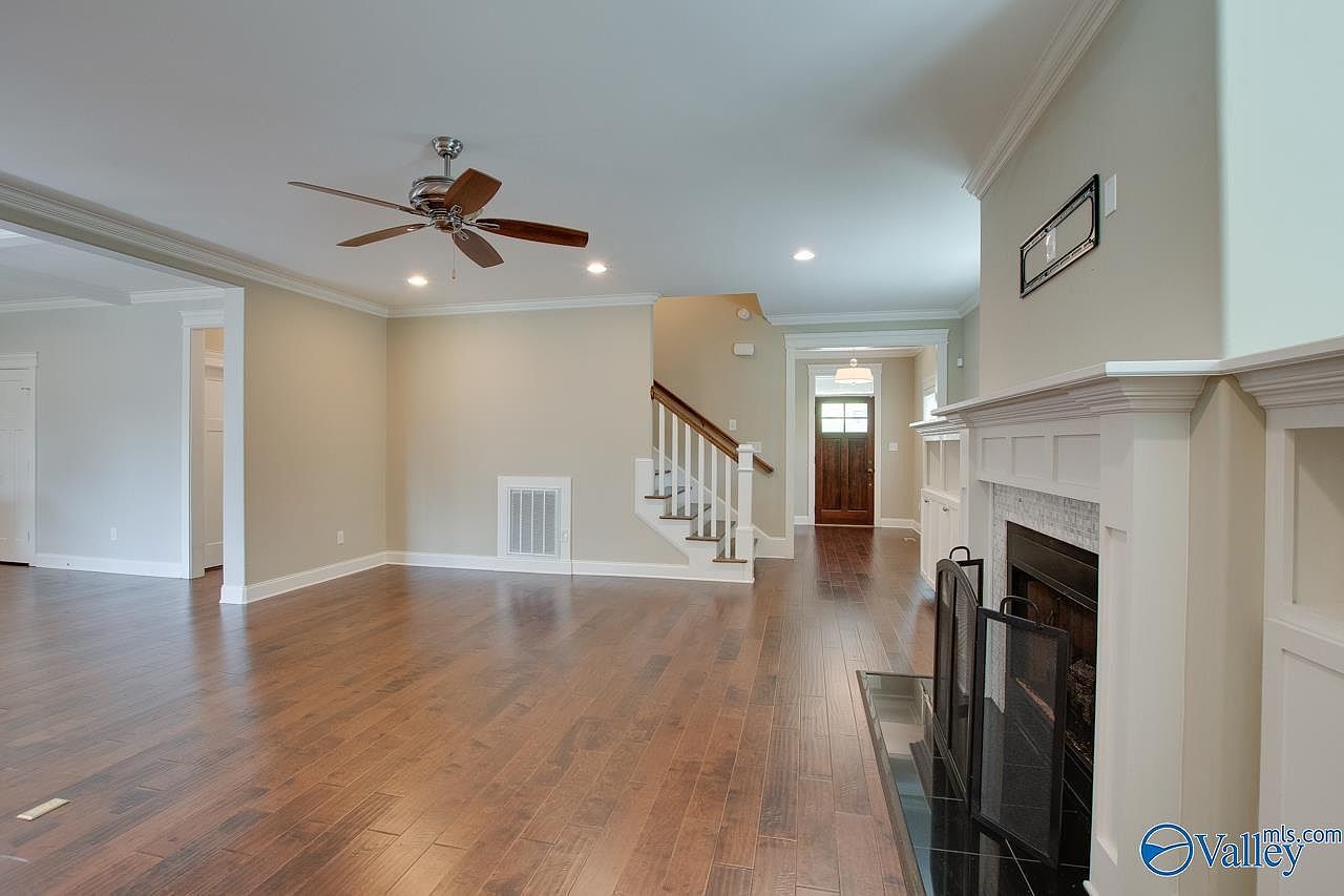 10016 Conrad Dr Huntsville, AL 35803  | Single Family