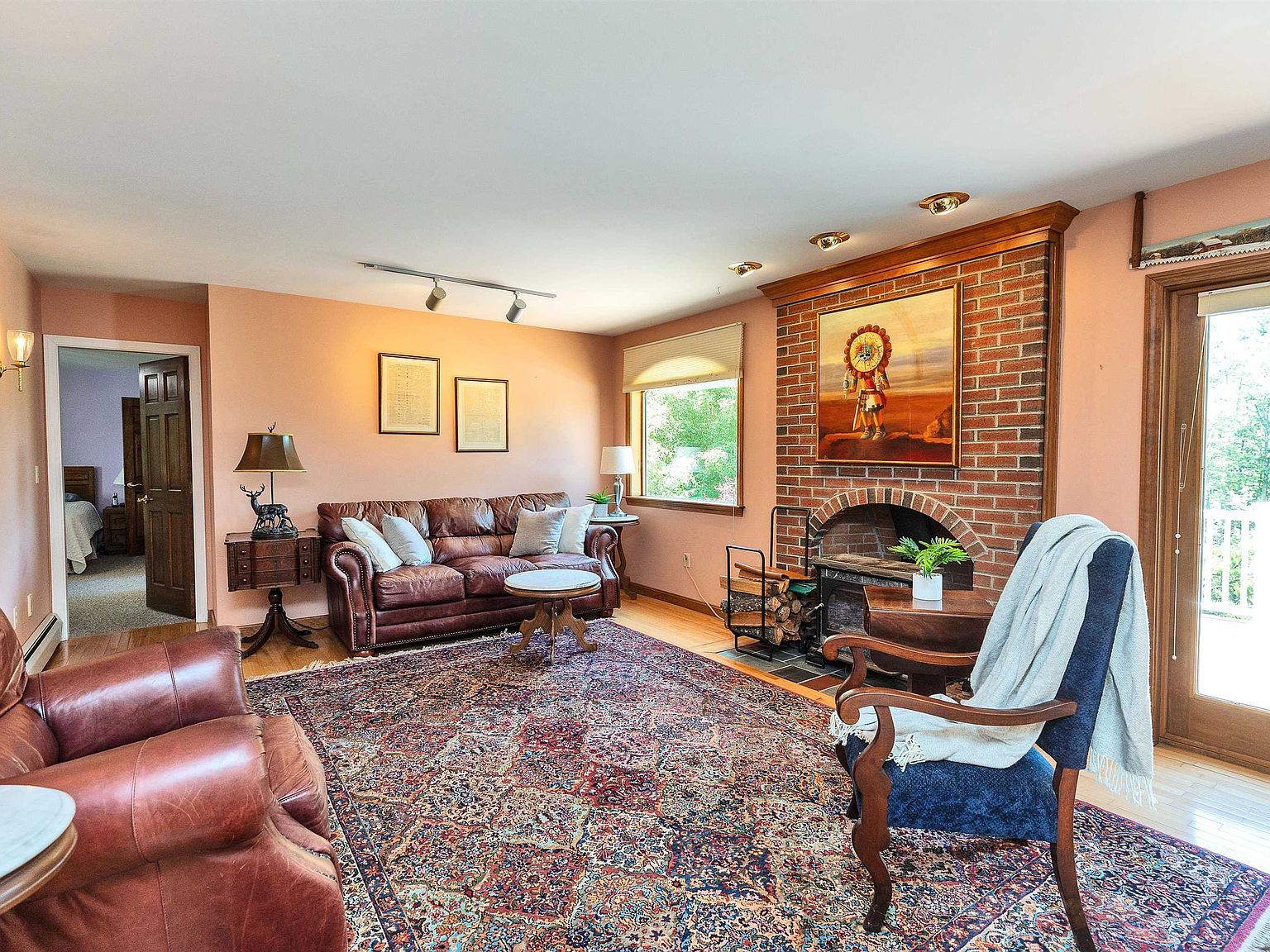 24 Red Gate Rd Jaffrey, NH 03452  | Single Family