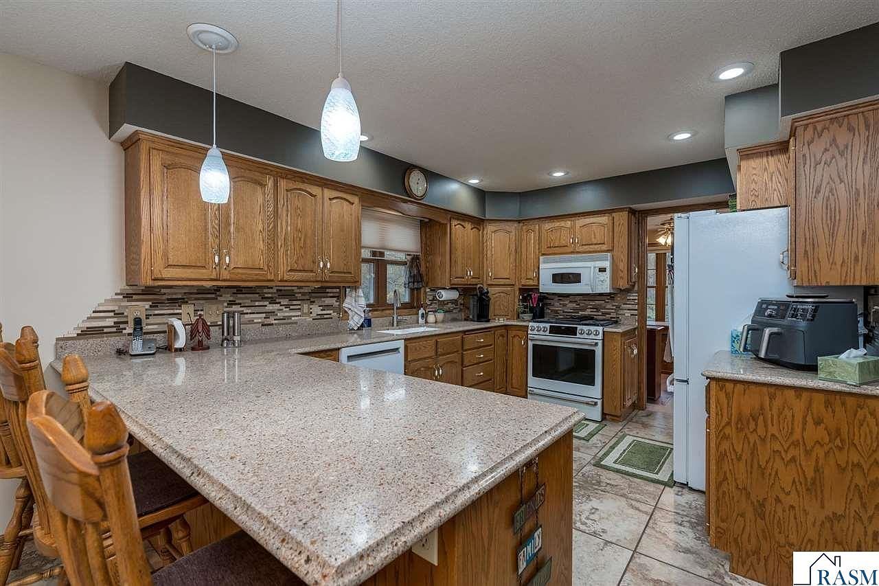 3136 River Meadows Dr Mankato, MN 56001  | Single Family