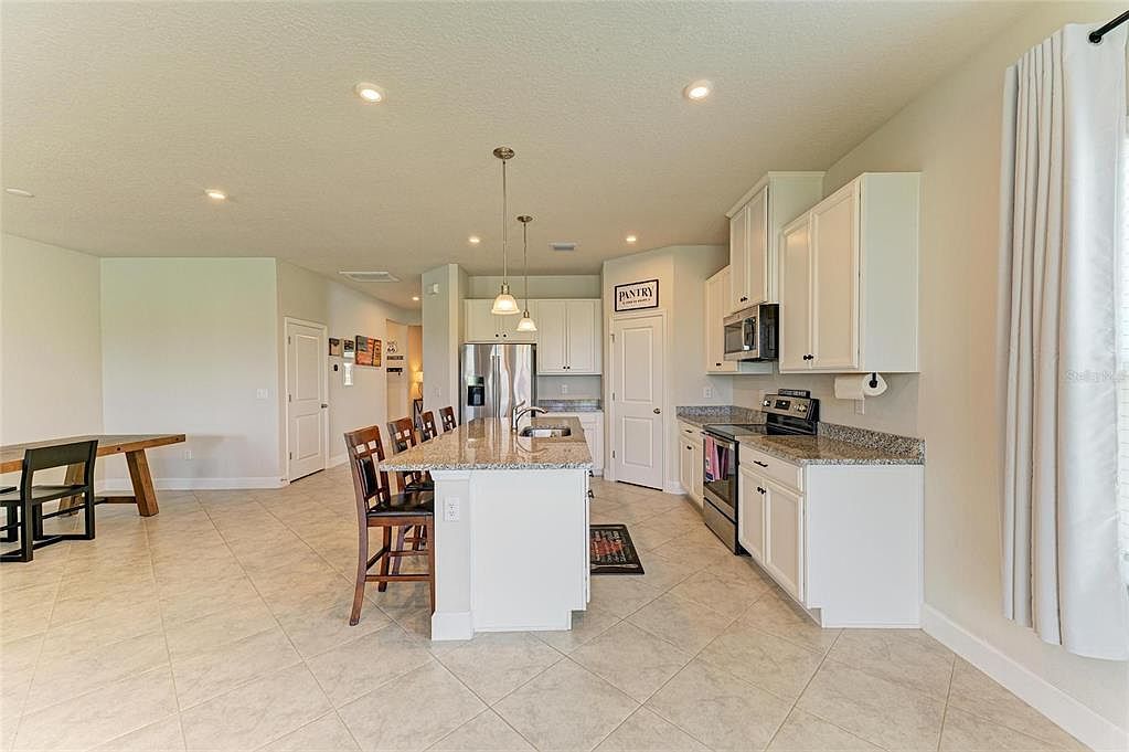 9814 Daybreak Gln Parrish, FL 34219  | Single Family