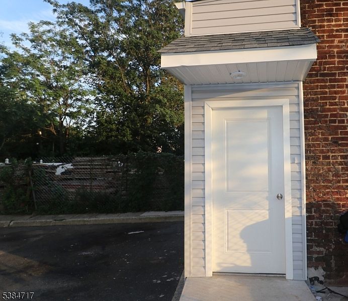 24 Parkhurst St Newark, NJ 07114  | Multi Family