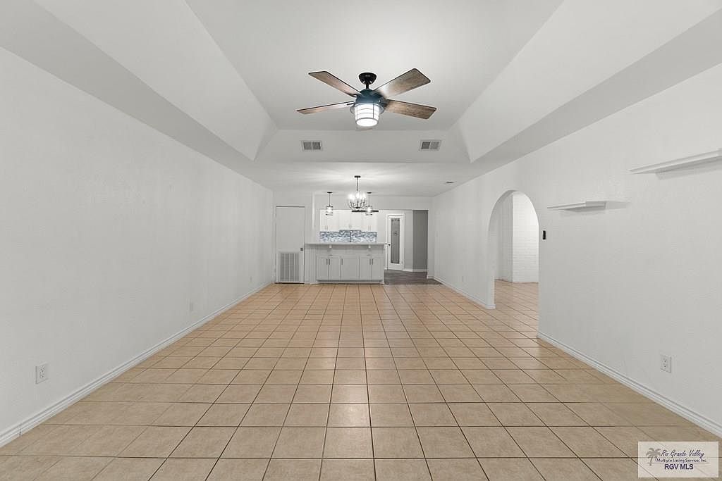 1000 Palm Valley Dr E Palm Valley, TX 78552  | Single Family