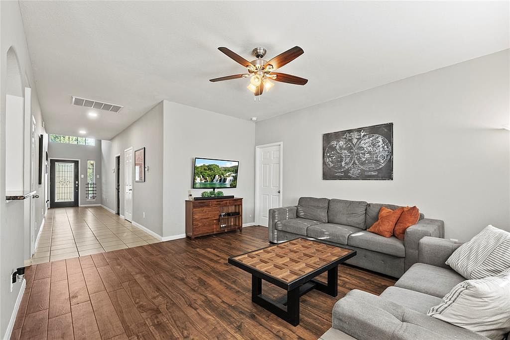 9810 Garnet Falls Dr Rosharon, TX 77583 | Single Family