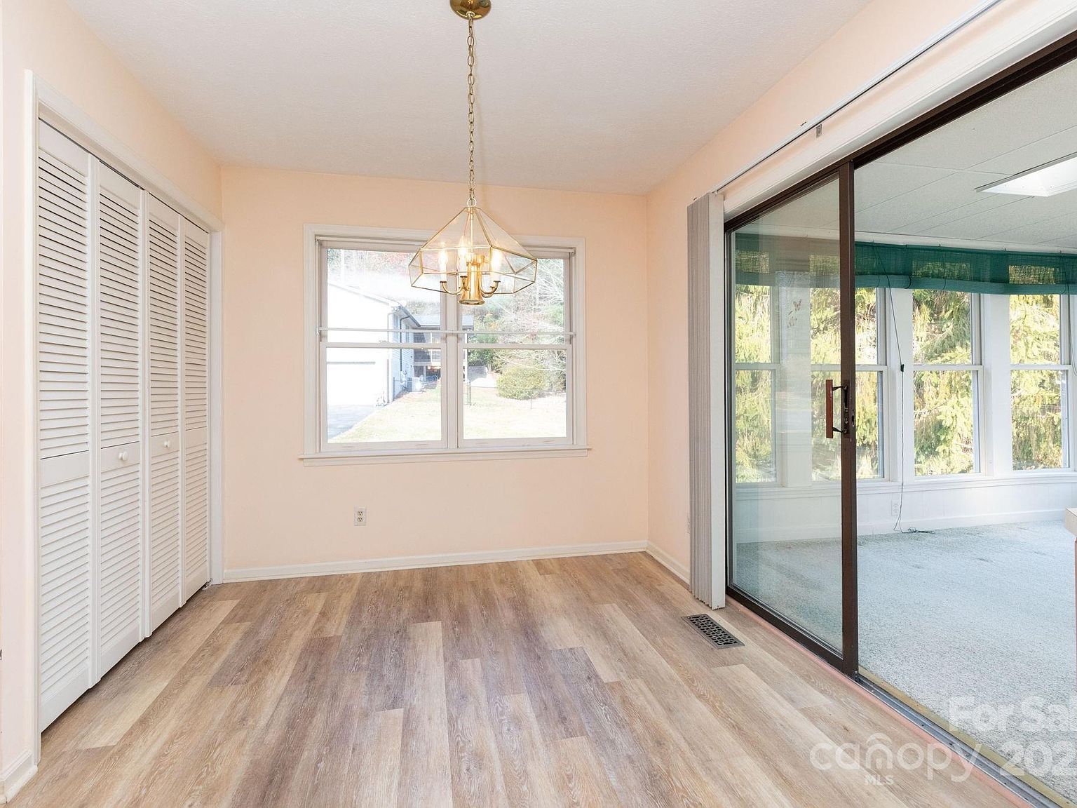 218 Turtle Ln Hendersonville, NC 28791  | Single Family