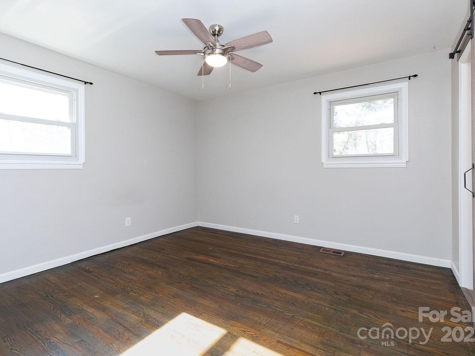 1226 Pinebrook Cir Hendersonville, NC 28739  | Single Family