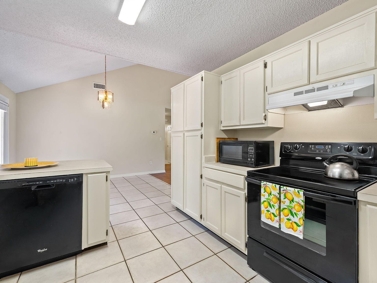 1931 Commodore Dr Navarre, FL 32566  | Single Family