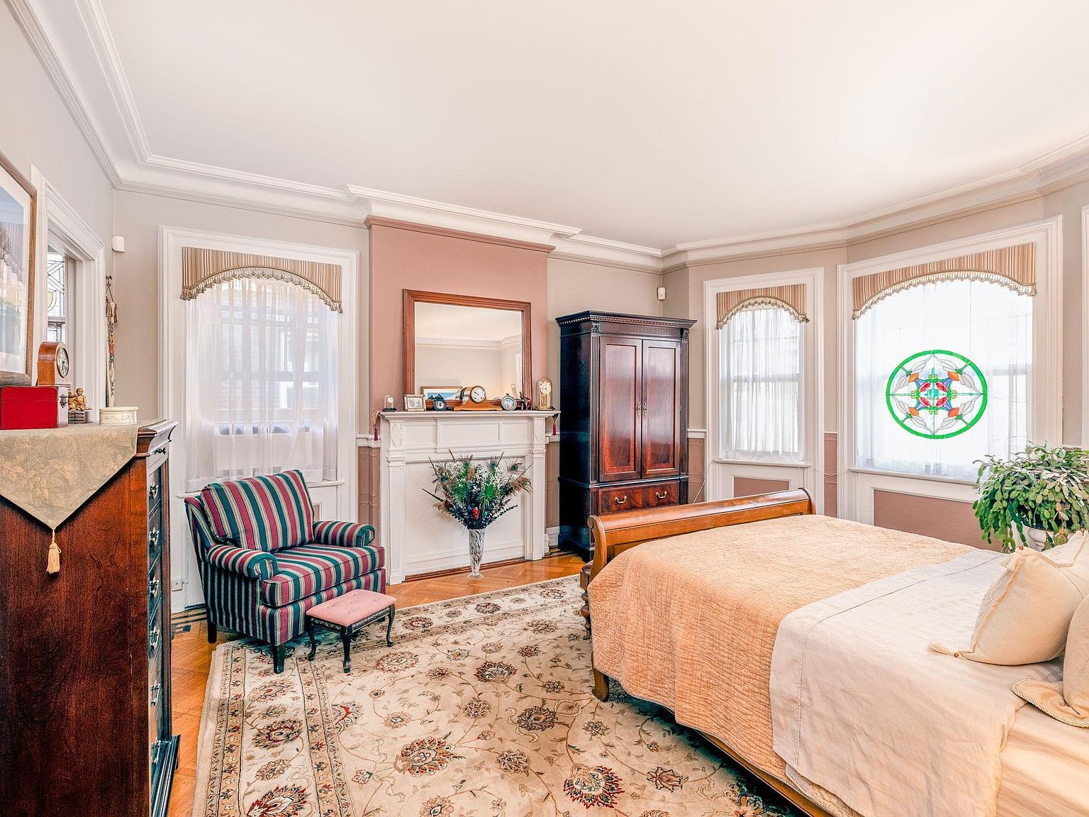 895 Summit Ave Jersey City, NJ 07307  | Multi Family