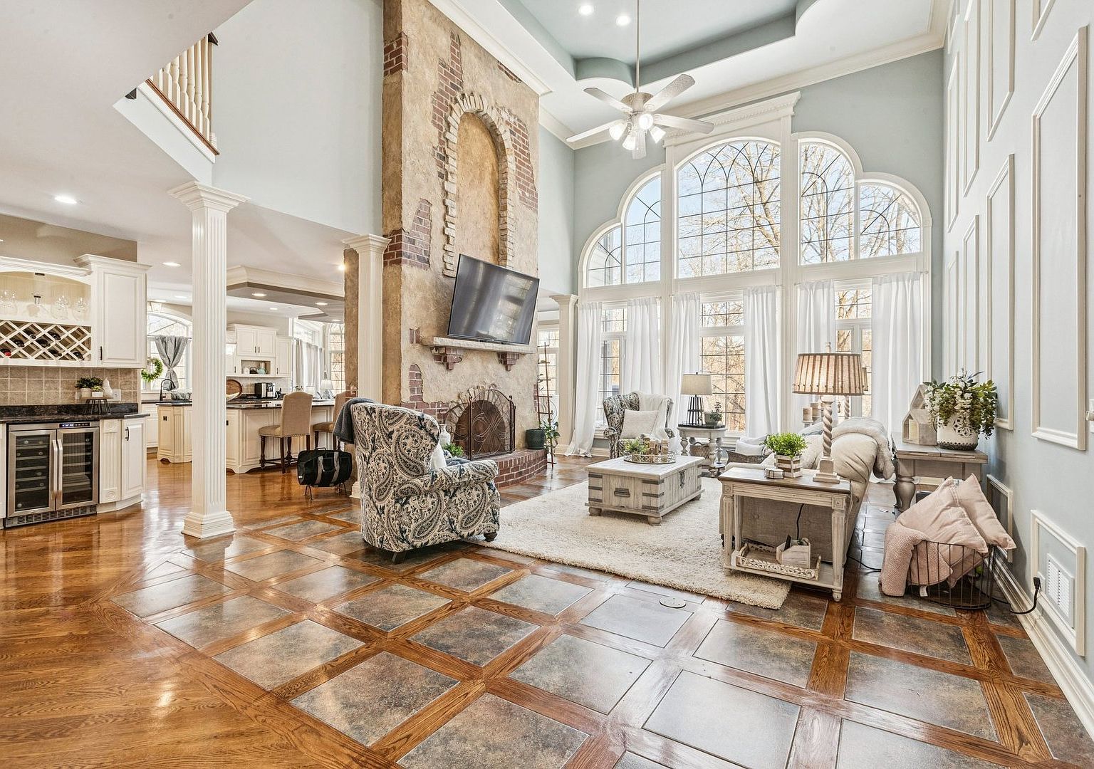 691 Reserve Ct South Elgin, IL 60177  | Single Family