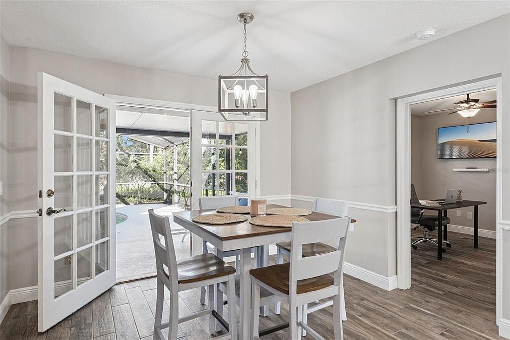 692 Rochester St Oviedo, FL 32765  | Single Family