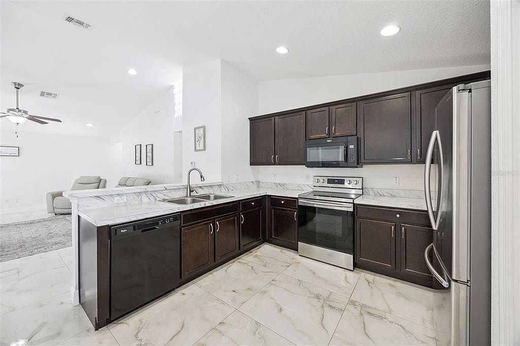 2015 Orange Ave Saint Cloud, FL 34769  | Single Family