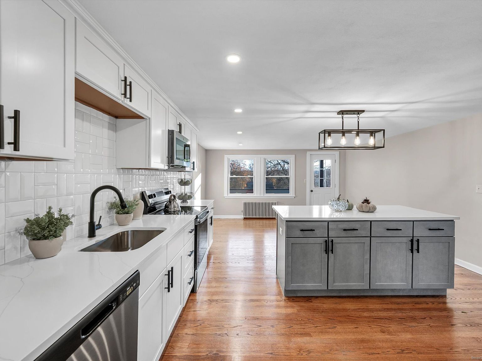 31 Lucas Park Rd Norwich, CT 06360 | Single Family