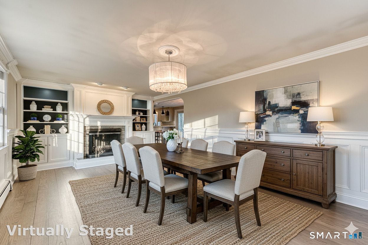 25 Hunter Ln Glastonbury, CT 06033  | Single Family