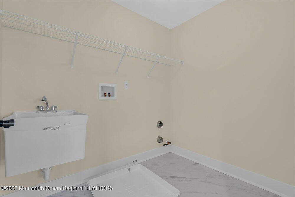 2 Potters Ct Bayville, NJ 08721 | Single Family