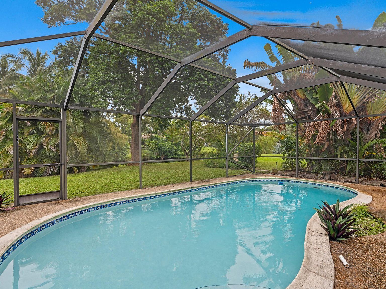 8675 NW 28th Dr Coral Springs, FL 33065 | Single Family