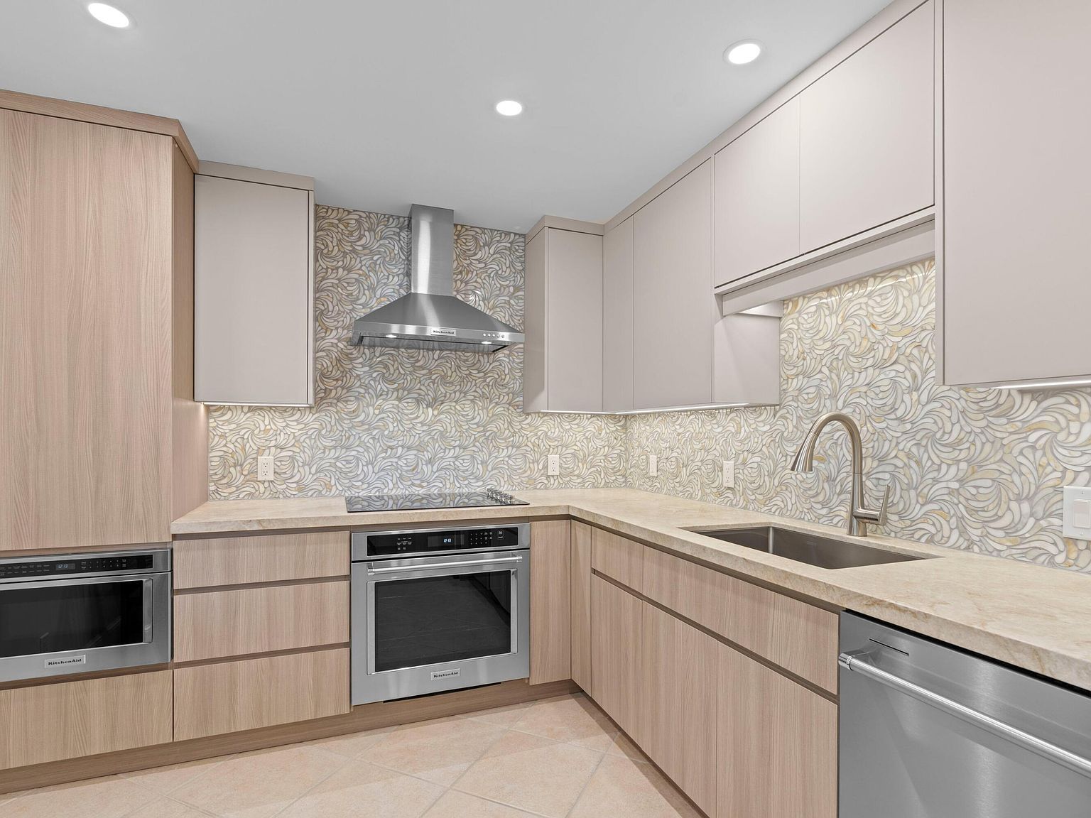 821 Cypress Blvd APT 211 Pompano Beach, FL 33069  | Condominium