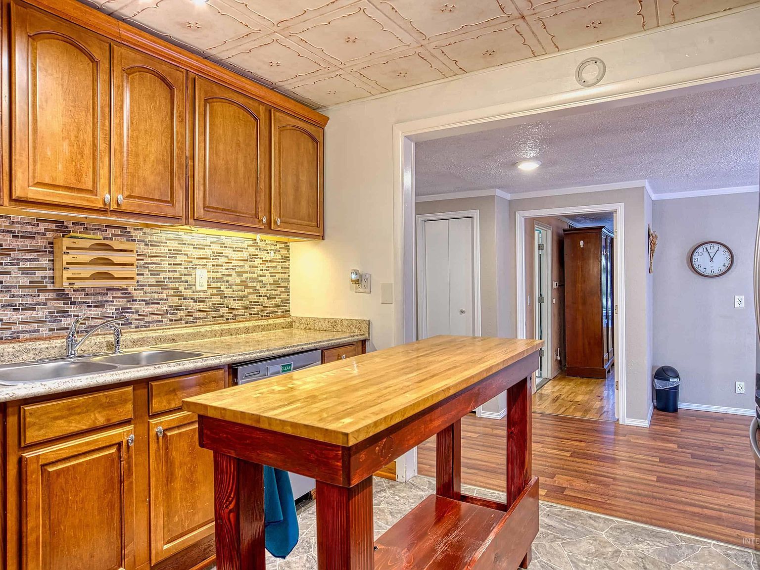 1059 SW 3rd Ave Ontario, OR 97914  | Single Family